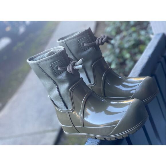 UGG® Women’s Raincloud Lace Burnt Olive Rubber Waterproof Rain Boots SZ US 8 - Picture 11 of 11